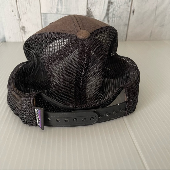 Patagonia Brown P-6 Logo Lo Pro Trucker Hat - Picture 2 of 6